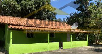 CI 305 - Vendo Sítio com piscina, muito verde e ribeirão aos fundos, pronto para aproveitar.